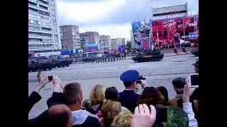 Парад Победы в Луганске. 9 мая 2015