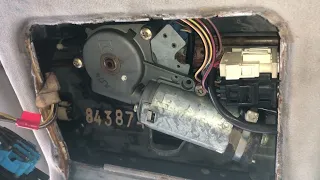 Как снять люк на BMW E34