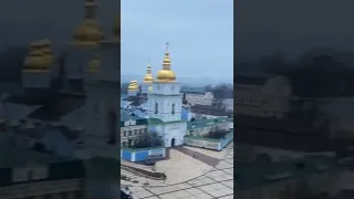 Suenan las sirenas de ataque aéreo en todo Kiev, Ucrania 🚨🇺🇦