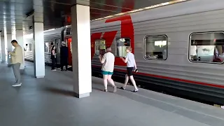 Поезд Санкт-Питербург - Белгород на Восточном вокзале Москвы