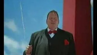 XXXL Moebelhaeuser - Stuhl vor der Tuer - Ottfried Fischer - Werbung