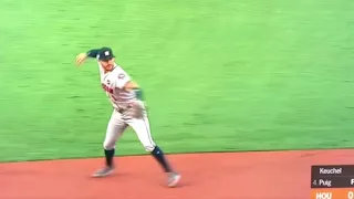 Carlos Correa Fielding Mechanics