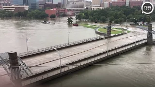 Raw video of Houston flooding, overturned trucks, rescues