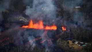 (Oct. 15, 2021) La Palma volcano: New flow of lava erupts from Cumbre Vieja