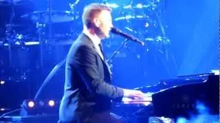 Gary Barlow Solo Tour 'PIANO MEDLEY' - Hammersmith Apollo 16th january 2013