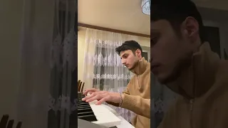 Ezel unutamıyorum (piano)