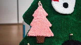 Tufting a Pink Christmas Tree Rug