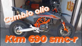 COME FARE UN CAMBIO OLIO DA SOLO | Ktm 690 smc Husqvarna 701