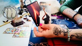 La chute rapide du tyran ?🔮 on traverse une  tempête faut s’accrocher 🌋#tarot #actualités