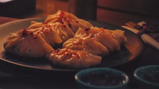 Japanese Chicken Dumpling Recipe | Gyoza 餃子 | Lucy