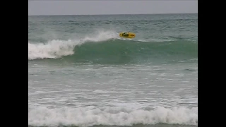 Surfing Muizenberg - Bro rcSurfer