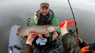 Троллинг на Зельвенском водохранилище.