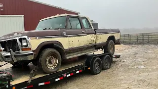 Saving a 1979 Ford F-350 Supercab from a cow pasture