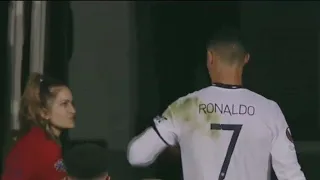 cristiano ronaldo embarrasses the girl in the stands 😂🤭