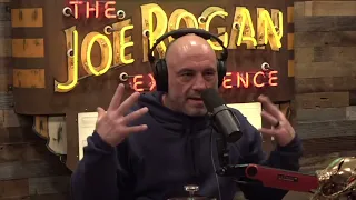 Joe Rogan - Brazil UFO crash - with Howie Mandel