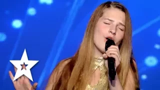 15 Year Old Ana Munteanu Sings like a Pro! | Auditions Week 7 | Românii au talent