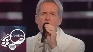 Sanremo 2019 - Claudio Baglioni apre la serata finale con "E adesso la pubblicità"