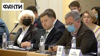 Як підтримати Україну і відвернути агресію РФ: результати круглого столу YES у Києві