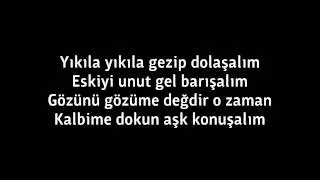 Hande Yener - Alt Dudak Lyrics