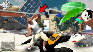 GTA 5 : Franklin Survived Earthquake & Lost His House With Shinchan And Pinchan In GTA 5 !