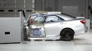 2012 Toyota Camry driver-side small overlap IIHS crash test