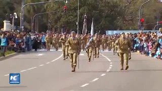 Con desfile militar celebran Día de la Independencia en Argentina