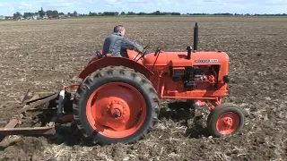 NUFFIELD 4/65 AND 10/60 TRACTORS CULTIVATING