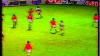 1990 (October 10) Norway 0-Hungary 0 (EC Qualifier).mpg