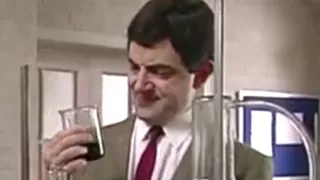 Chemistry experiment | Mr Bean Official Cartoon