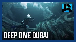 Piscina de mergulho mais funda do mundo é inaugurada em Dubai