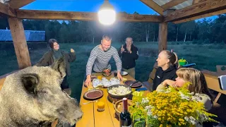 В ГОСТЯХ У БЛОГЕРА АНТОХИ. ЗАБРАЛИ ДИКОГО КАБАНА РАФА ДОМОЙ.