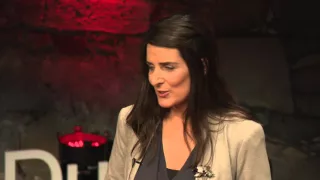 How social media breathes life into the Irish language | Teresa Lynn | TEDxFulbrightDublin