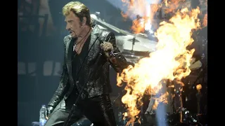 Clip INEDIT "allumer le feu" Johnny Hallyday (bête de scène)