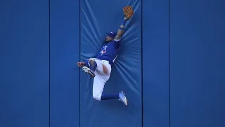 MLB | Superb diving stop.