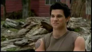 The Twilight Saga: New Moon NEW Taylor Lautner On Set Interview