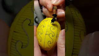 Real eggshell #pysanky #diycrafts #artprocess #easteregg #satisfying #howtodraw #arttutorial