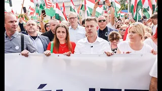 „Az első szög lesz a NER koporsójában” – Így zajlott Magyar Péter szombati tüntetése
