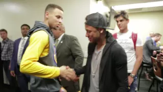 Neymar Jr. hangs with the Golden State Warriors following their‪ #‎NBAFinals‬ Game 2 victory!