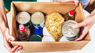 Food Banks Get Overwhelmed As 1 In 6 American Families Go Hungry