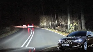 Skoda Superb full LED Matrix headlights real-life review at night. Adaptive lights Škoda 2021 2022