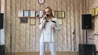 Устинова Даниэла