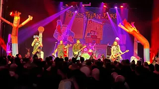 Less Than Jake - Last One Out of Liberty City live @ Bronson Center, Ottawa