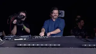 Solomun brings fantastic tunes to the stage at EXIT Festival 😎🎧🎶