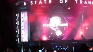 ASOT 600 Mumbai (ARMIN van BUUREN Kick starting his Set)