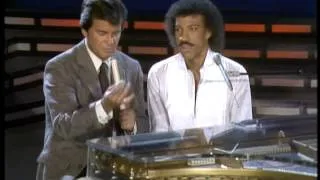 Dick Clark interviews Lionel Richie - American Bandstand 1982