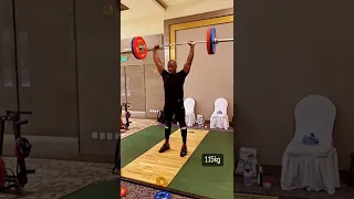 Lesman paredes strict press 115 kg × 3