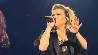 Kelly Clarkson - Didn’t I (8/19/23) chemistry - Las Vegas residency Bakkt Theater @ PH, Final Night