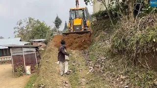 A Challenge Saving Mountain House While Cutting Hillside with Tree Roots-JCB Backhoe