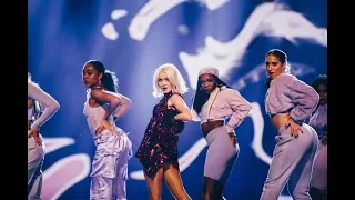 Zara Larsson sjunger i finalen av Idol 2018 - Idol Sverige (TV4)
