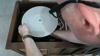 Zenith Y910 Stereo Console Repair Part 2 - Evaluating the Turntable